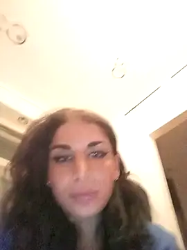 Snapshot of Loladanger20 chatting on 7, 10, 2025 Loladanger20 online show from 7, 10, 2025