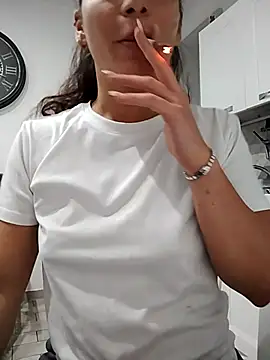 Snapshot of Loladanger20 chatting on 7, 11, 2025 Loladanger20 online show from 7, 11, 2025