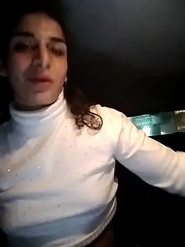 Snapshot of Loladanger20 chatting on 17, 12, 2025 Loladanger20 online show from 17, 12, 2025