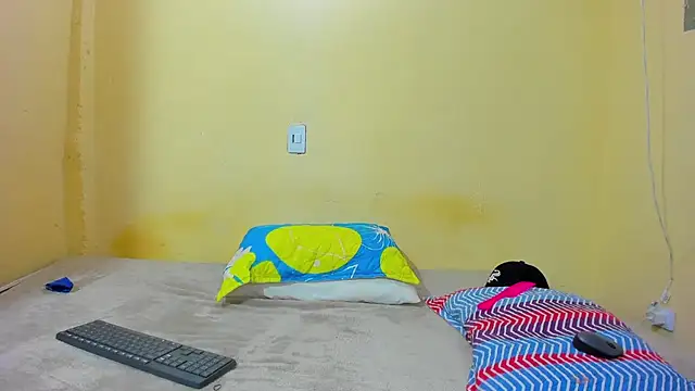 Ixchell dewei online show from 27, 9, 2025