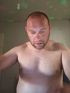 Snapshot of chris19851 chatting on 7, 6, 2026 chris19851 online show from 7, 6, 2026