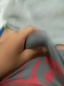 Snapshot of maynor1233 chatting on 21, 10, 2025 maynor1233 online show from 21, 10, 2025