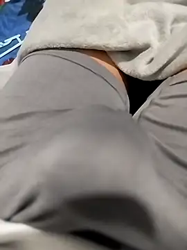 Snapshot of maynor1233 chatting on 22, 10, 2025 maynor1233 online show from 22, 10, 2025