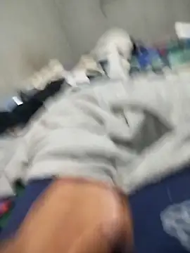 Snapshot of maynor1233 chatting on 31, 10, 2025 maynor1233 online show from 31, 10, 2025