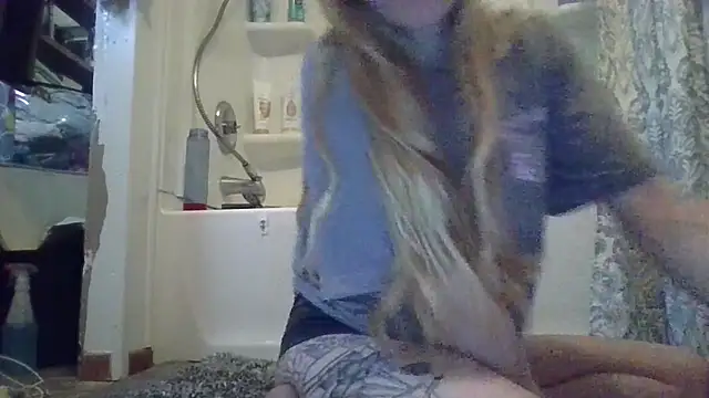 Snapshot of qtkayyzzxoxo chatting on 5, 3, 2025 qtkayyzzxoxo online show from 5, 3, 2025