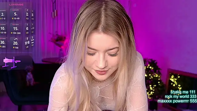 CutiePie69   online show from 18, 4, 2026