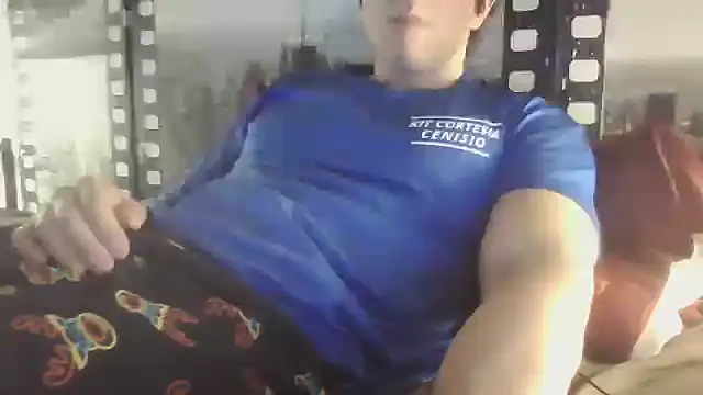 Snapshot of Introlatino88 chatting on 24, 2, 2025 Introlatino88 online show from 24, 2, 2025