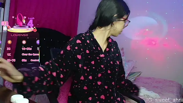 AhriSweet  online show from 18, 2, 2026