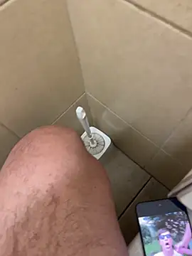 Snapshot of Alexander18edd chatting on 29, 10, 2025 Alexander18edd online show from 29, 10, 2025