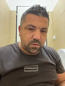 Snapshot of Alexander18edd chatting on 4, 11, 2025 Alexander18edd online show from 4, 11, 2025