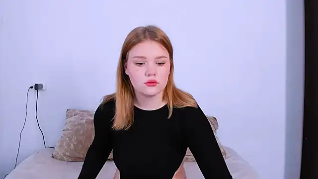 LaseyMoon online show from 25, 10, 2025