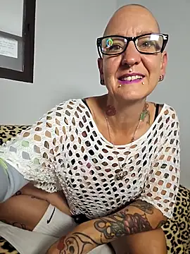 Emma Milf25 online show from 20, 12, 2025