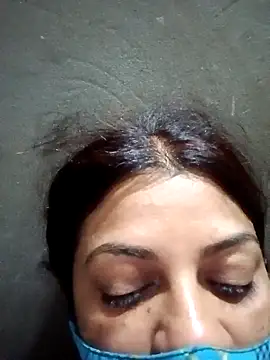 Disha2870 online show from 4, 3, 2025