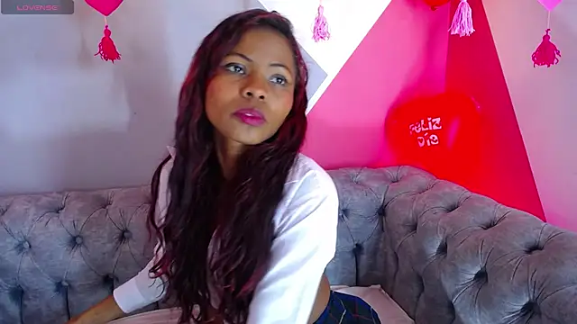 Agata Grubisic online show from 28, 2, 2025