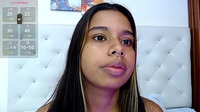 Snapshot of sweetebony_33 chatting on 24, 9, 2025 sweetebony 33 online show from 24, 9, 2025