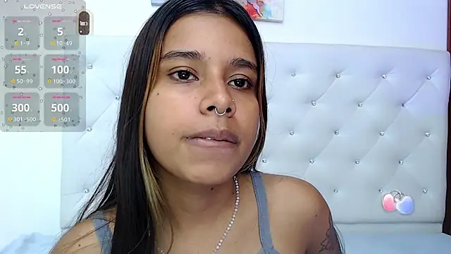 Snapshot of sweetebony_33 chatting on 10, 10, 2025 sweetebony 33 online show from 10, 10, 2025