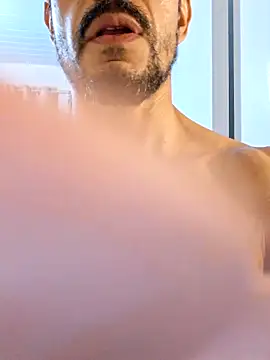 juniortche1313 online show from 9, 2, 2026