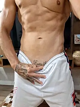 juniortche1313 online show from 13, 2, 2026