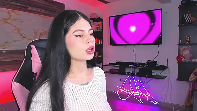 Cloe roouse online show from 21, 11, 2025