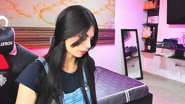 Cloe roouse online show from 17, 3, 2026