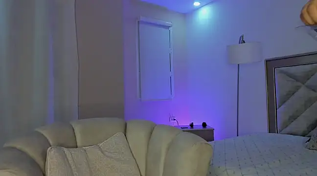 amannda 7 online show from 5, 3, 2025