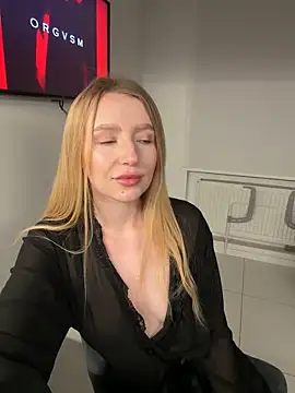 EvaBrooklyn online show from 27, 2, 2025