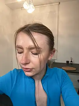 EvaBrooklyn online show from 5, 3, 2025