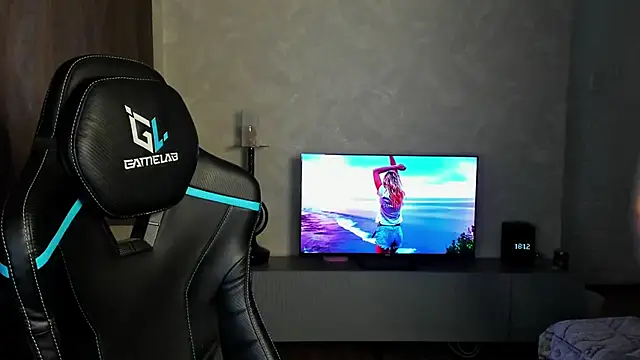 TravisRevas online show from 8, 3, 2025