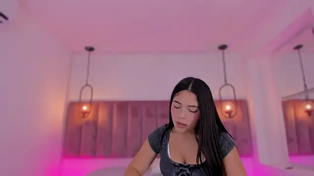 Haily b online show from 3, 2, 2026