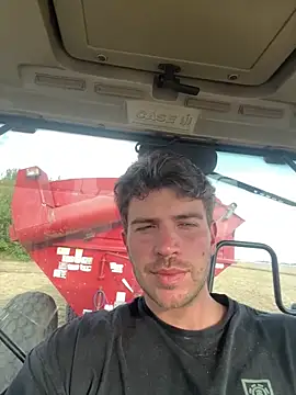 Snapshot of shuki0101 chatting on 14, 4, 2026 shuki0101 online show from 14, 4, 2026