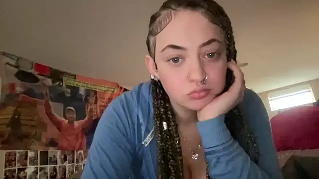 cognacwoodss online show from 1, 12, 2025