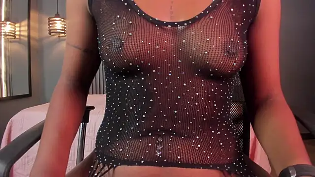 alahia betancurx online show from 8, 10, 2025