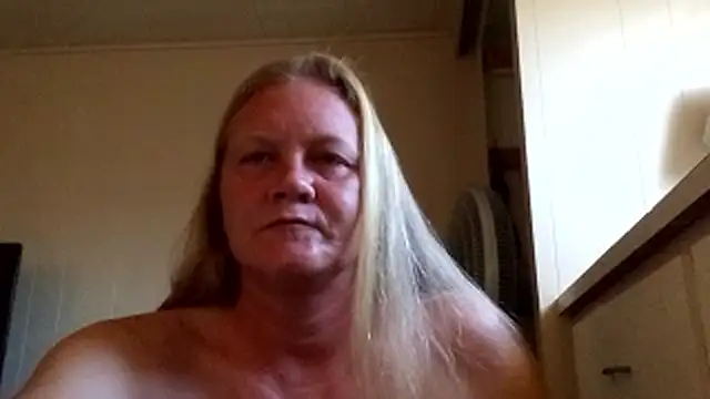 Snapshot of wetnwildforyou chatting on 19, 9, 2025 wetnwildforyou online show from 19, 9, 2025