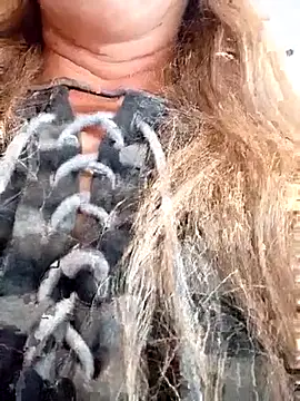 Snapshot of wetnwildforyou chatting on 20, 9, 2025 wetnwildforyou online show from 20, 9, 2025