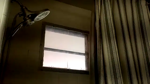 Snapshot of wetnwildforyou chatting on 23, 9, 2025 wetnwildforyou online show from 23, 9, 2025