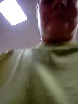 Snapshot of wetnwildforyou chatting on 7, 10, 2025 wetnwildforyou online show from 7, 10, 2025