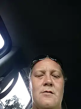 Snapshot of wetnwildforyou chatting on 16, 10, 2025 wetnwildforyou online show from 16, 10, 2025