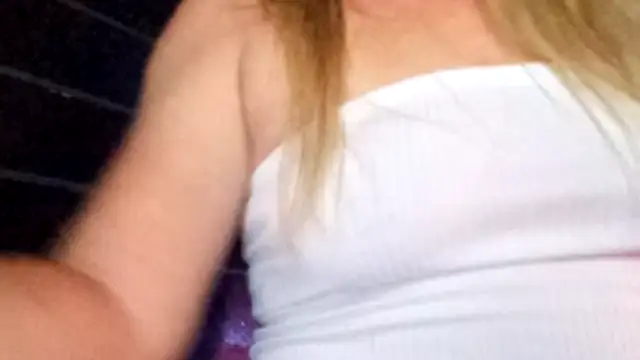 Snapshot of wetnwildforyou chatting on 18, 10, 2025 wetnwildforyou online show from 18, 10, 2025