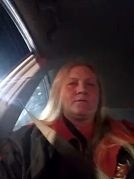 Snapshot of wetnwildforyou chatting on 17, 11, 2025 wetnwildforyou online show from 17, 11, 2025