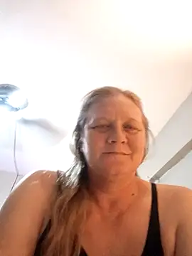 Snapshot of wetnwildforyou chatting on 3, 12, 2025 wetnwildforyou online show from 3, 12, 2025