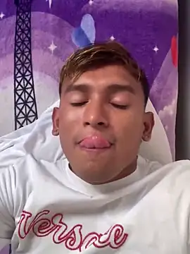 Babyalienqm online show from 5, 3, 2026