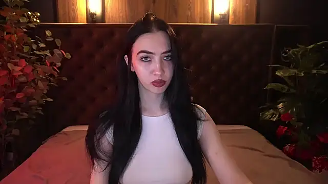 WildKittenX  online show from 11, 4, 2026