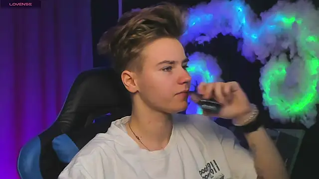 Jean Wilsons online show from 25, 11, 2025