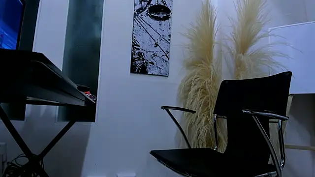 Snapshot of Allison_greey chatting on 13, 12, 2025 Allison greey online show from 13, 12, 2025