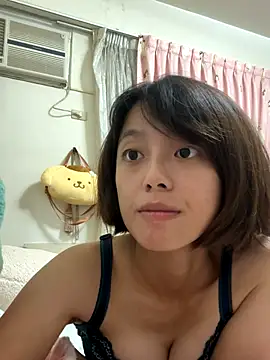 ladypaggy online show from 9, 10, 2025