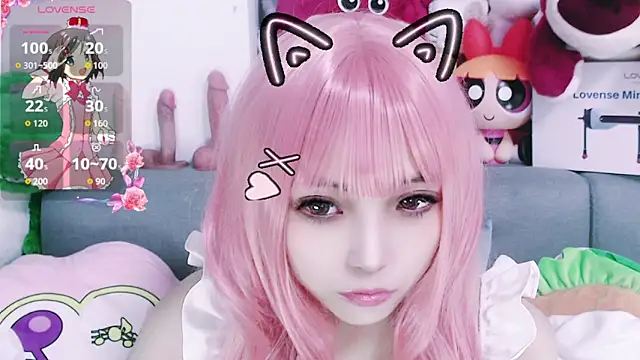 Snapshot of chenenna7 chatting on 19, 11, 2025 chenenna7 online show from 19, 11, 2025