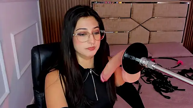 Gabrielakassi online show from 14, 11, 2025