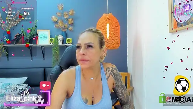 Snapshot of yessila_parker chatting on 18, 6, 2026 yessila parker online show from 18, 6, 2026