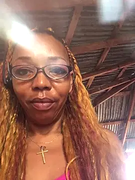 Ladyzee25 online show from 27, 11, 2025