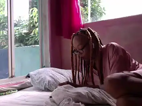 Ladyzee25 online show from 27, 3, 2026